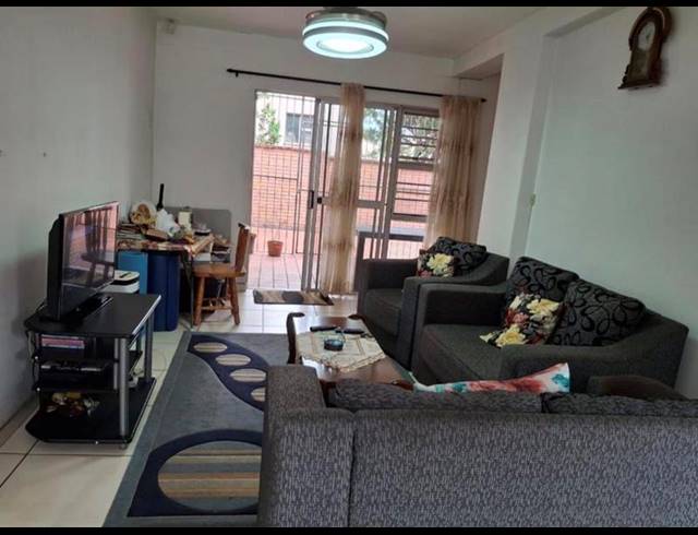 2 BEDROOM PROPERTY TO RENT IN ARBORETUM